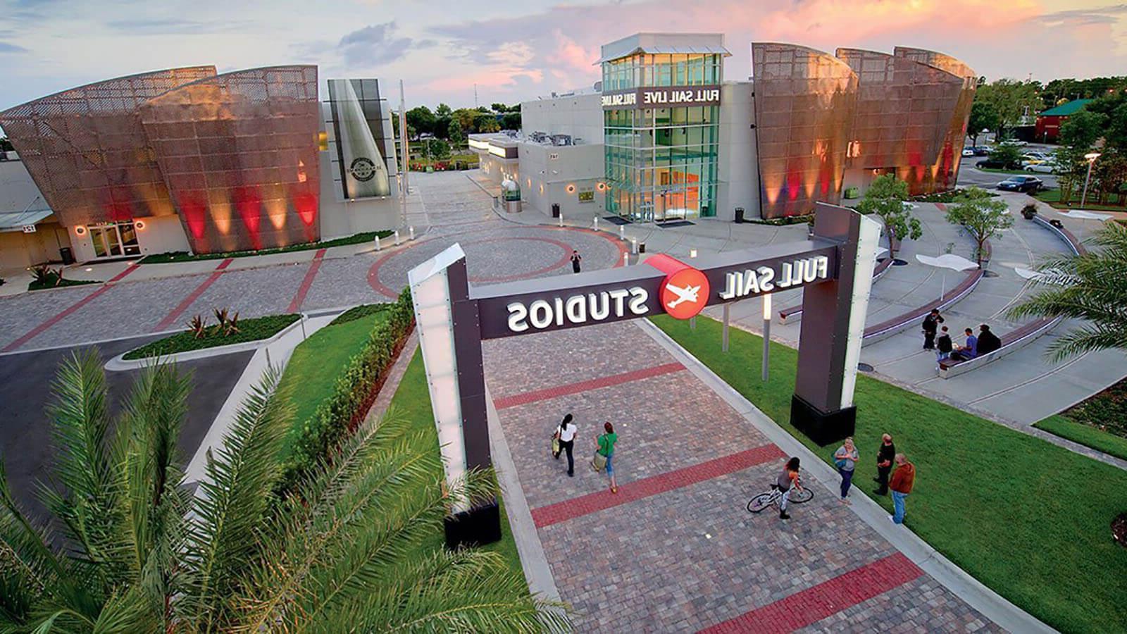Full Sail University Named 2011 School/College of the Year by FAPSC - Hero image 
